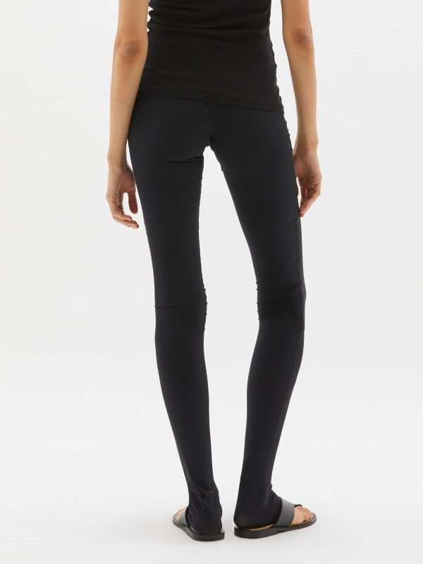 Lululemon leggings with foot straps